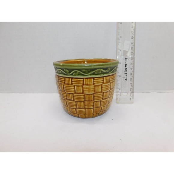 Basket Weave with Ivy Trim  Crock/Vase 3" Unmarked - Picture 1 of 4